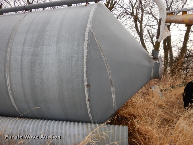 image for item DL2618 Grain bin