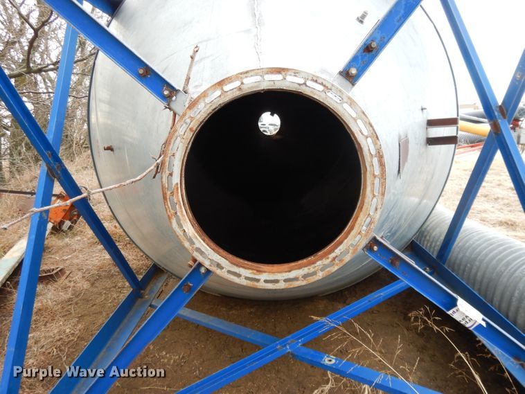 image for item DL2618 Grain bin