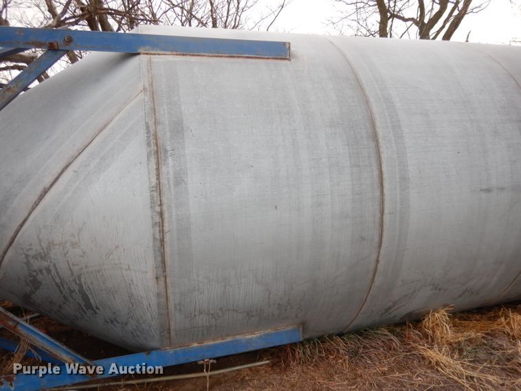 image for item DL2619 Grain bin