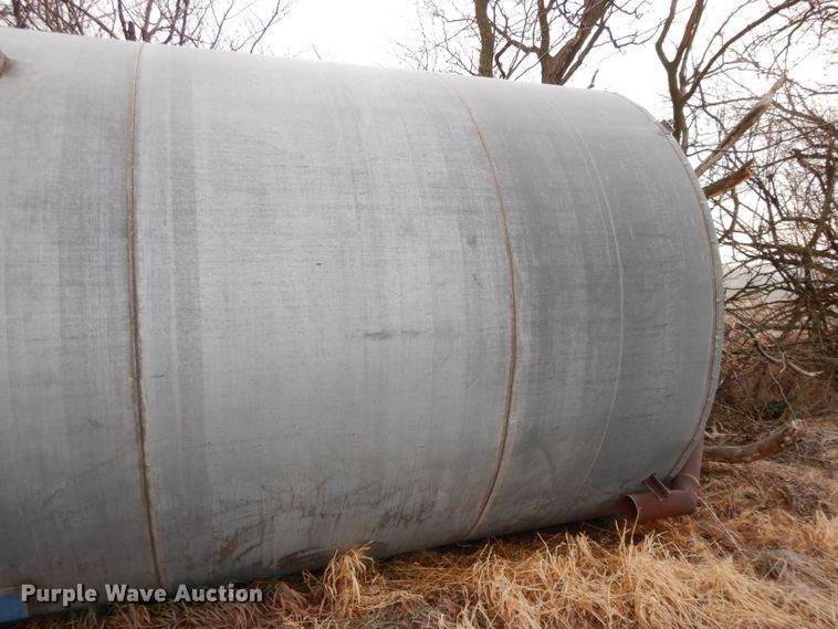 image for item DL2619 Grain bin