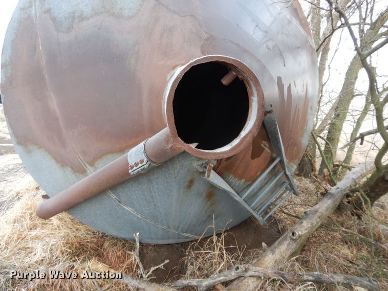 image for item DL2619 Grain bin