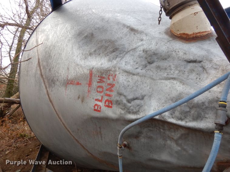 image for item DL2619 Grain bin