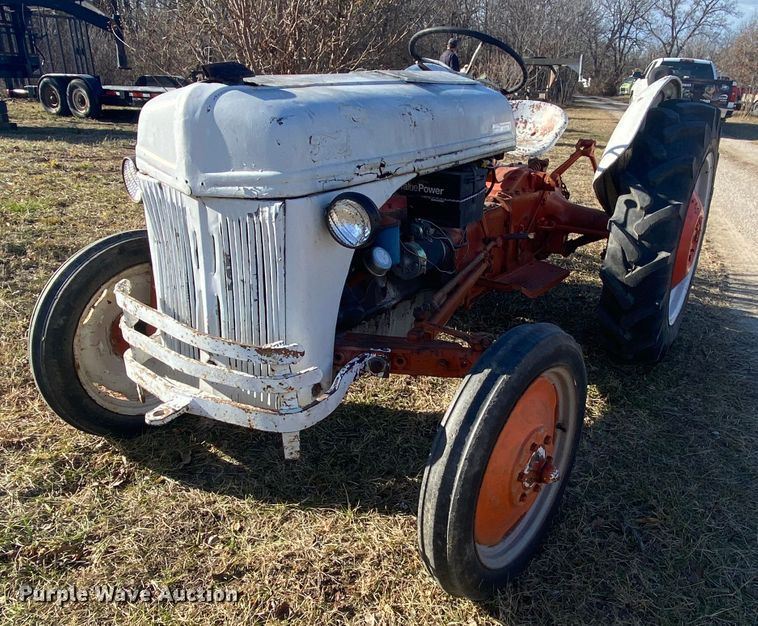 image for item EL9702 Ford 8N  tractor