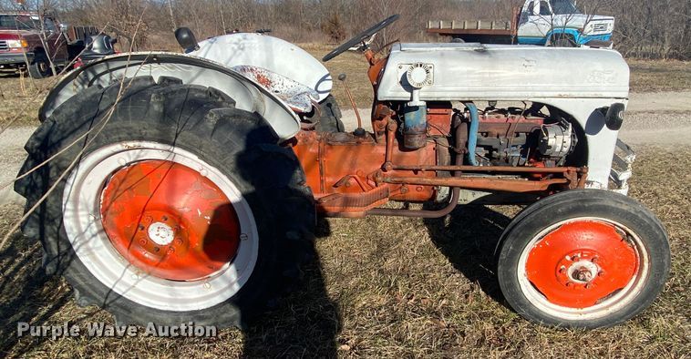 image for item EL9702 Ford 8N  tractor