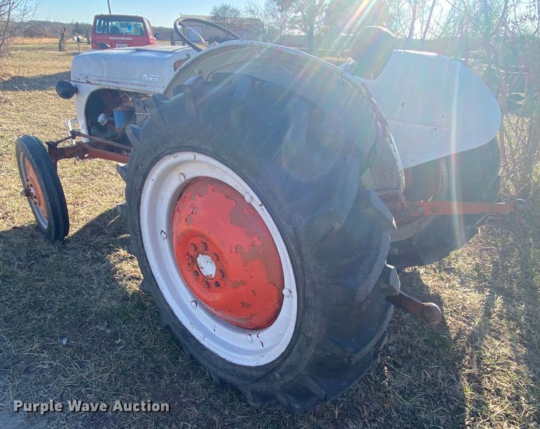 image for item EL9702 Ford 8N  tractor