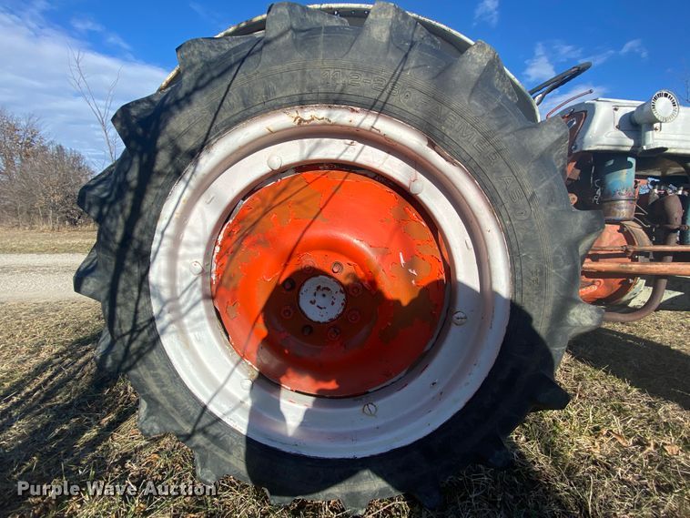 image for item EL9702 Ford 8N  tractor