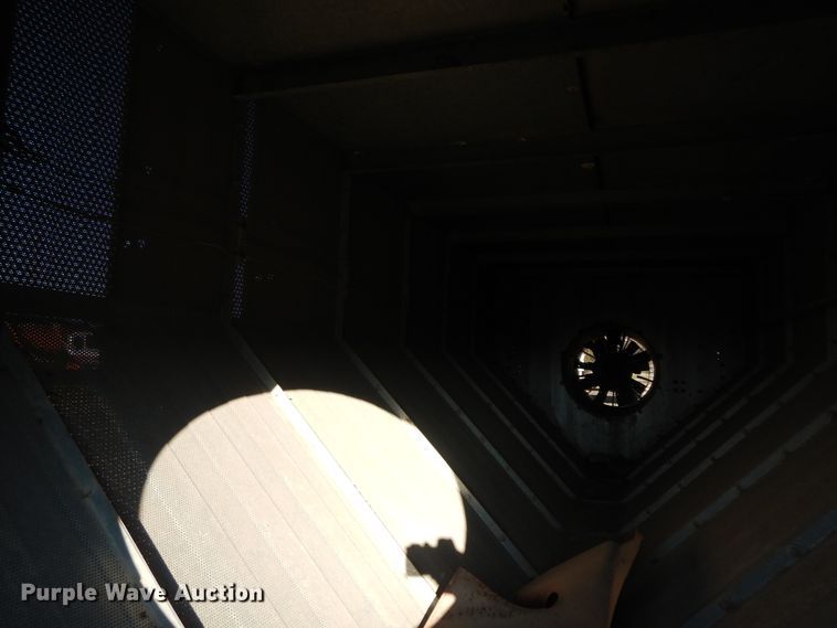 image for item GK9684 Farm Fan U1024 JDHI-3-440VNG grain dryer