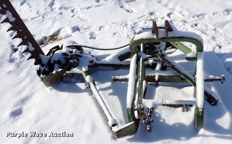 image for item HC9865 John Deere 350 sickle mower