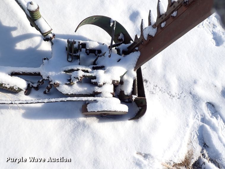 image for item HC9865 John Deere 350 sickle mower