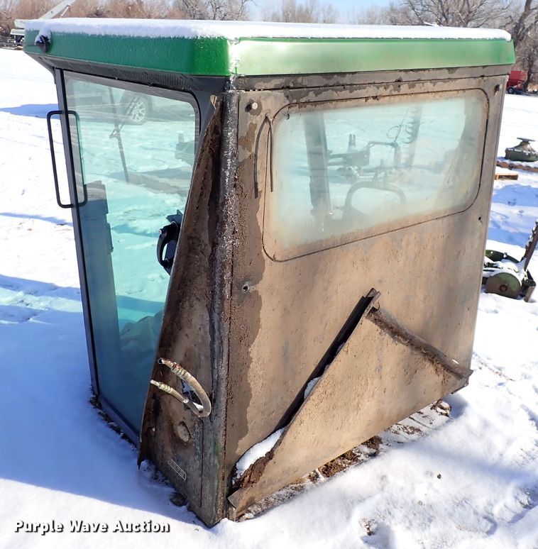 image for item HC9866 John Deere 9500 cab
