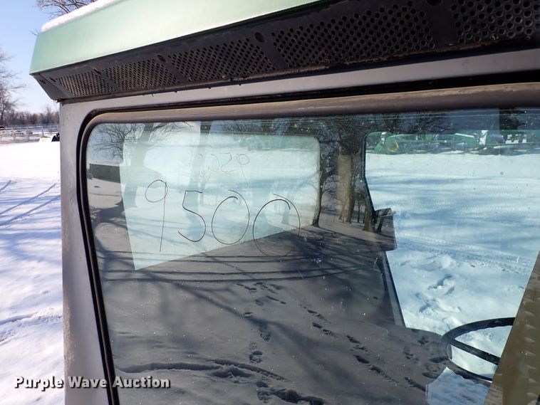 image for item HC9866 John Deere 9500 cab