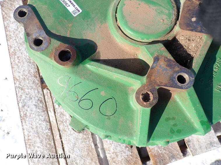 image for item HC9867 John Deere 9660 final drive assembly