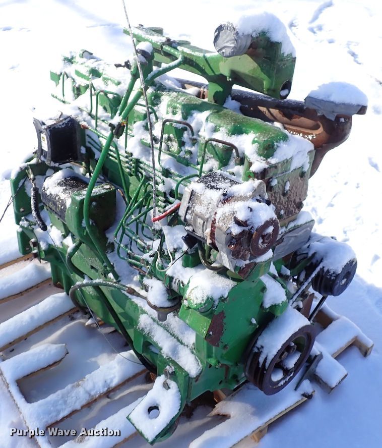 image for item HC9869 John Deere six cylinder diesel engine
