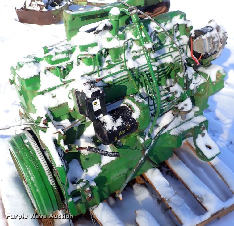 image for item HC9869 John Deere six cylinder diesel engine