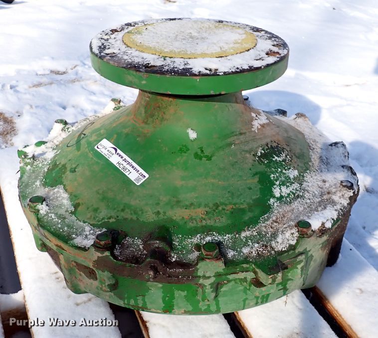 image for item HC9871 John Deere 9500 planetary drive