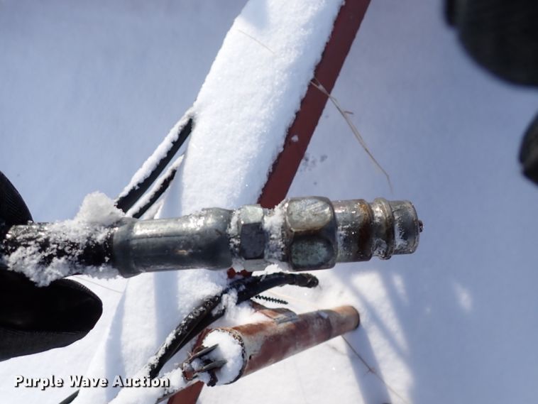 image for item HC9875 (2) International 5100 grain drills