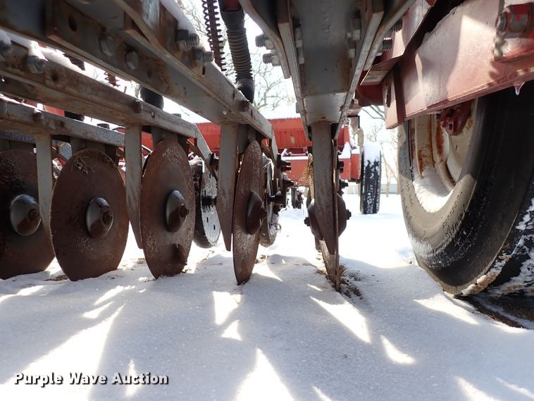 image for item HC9875 (2) International 5100 grain drills