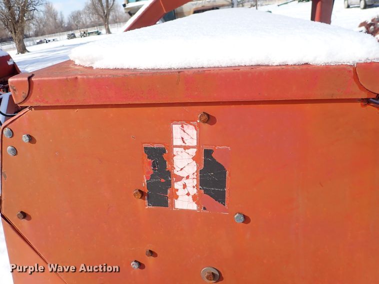 image for item HC9875 (2) International 5100 grain drills