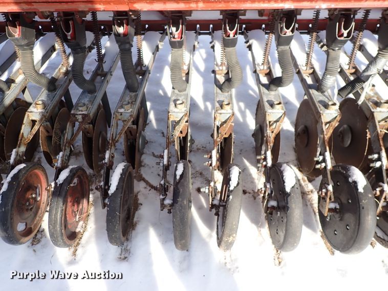 image for item HC9875 (2) International 5100 grain drills