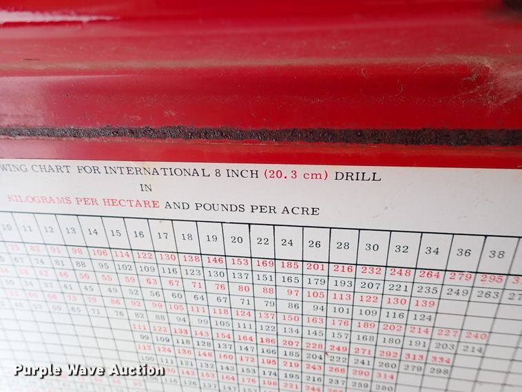 image for item HC9875 (2) International 5100 grain drills