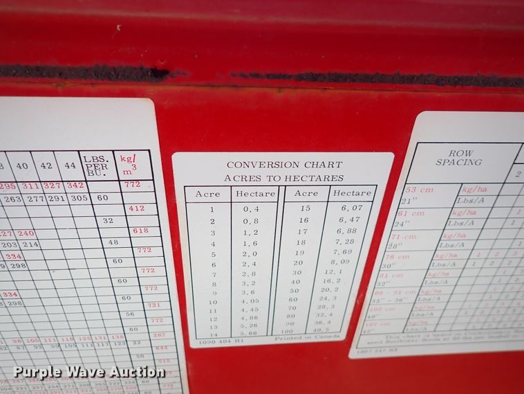image for item HC9875 (2) International 5100 grain drills