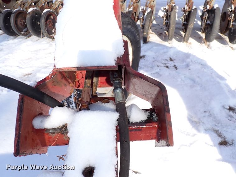 image for item HC9875 (2) International 5100 grain drills