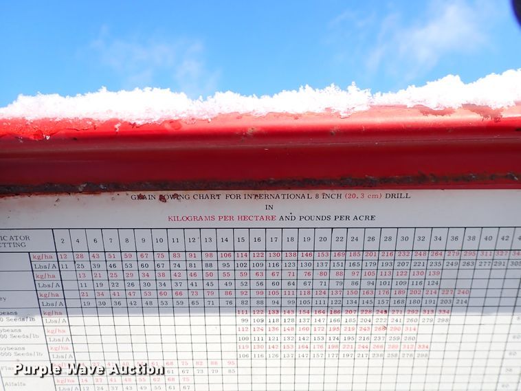 image for item HC9875 (2) International 5100 grain drills