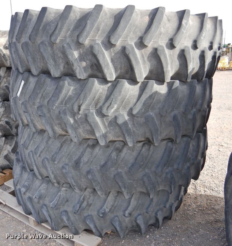 image for item HN9036 (4) Firestone 480/80R50 tires