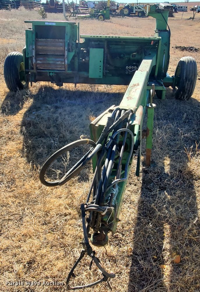 image for item HW9589 John Deere 3940  forage harvester
