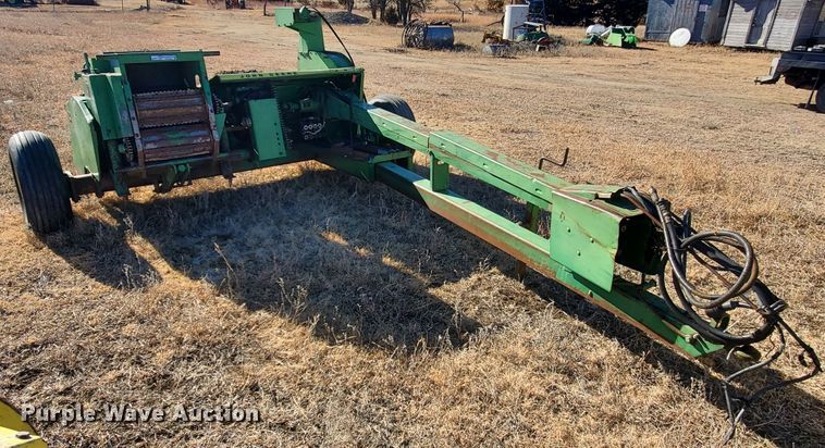 image for item HW9589 John Deere 3940  forage harvester
