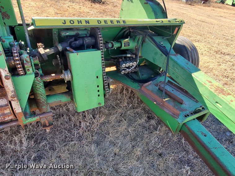 image for item HW9589 John Deere 3940  forage harvester