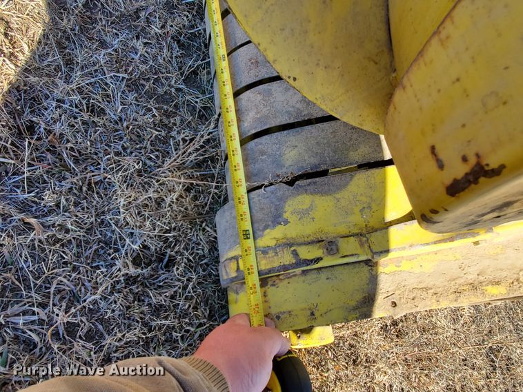 image for item HW9589 John Deere 3940  forage harvester