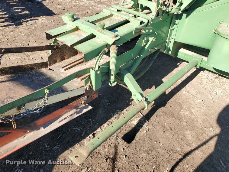 image for item HW9592 John Deere 14T  small square baler