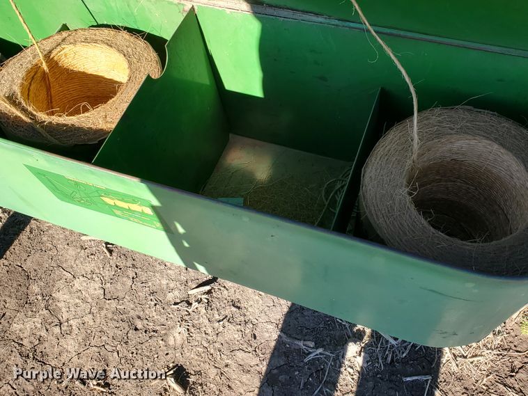 image for item HW9592 John Deere 14T  small square baler