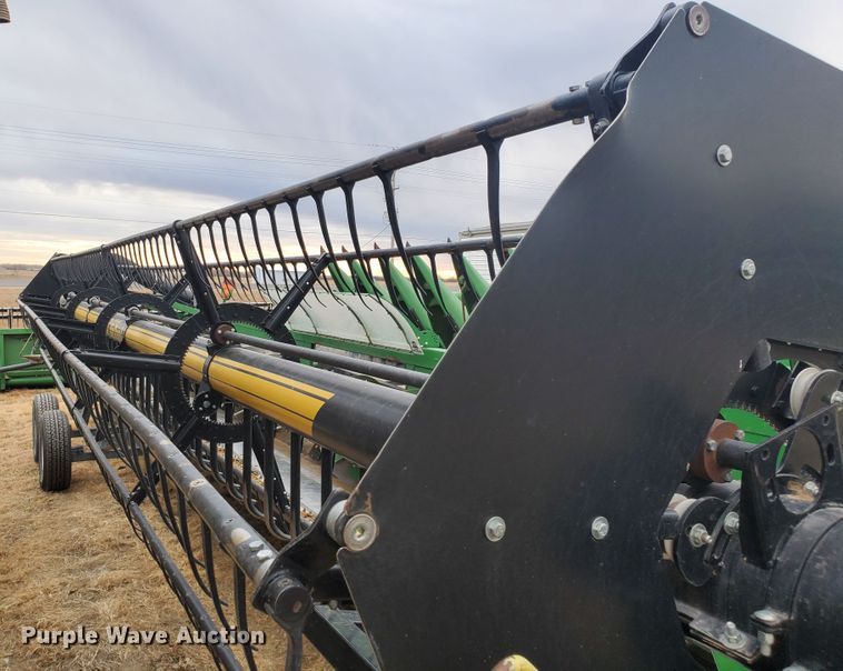 image for item HW9608 2011 John Deere 630F  Hydraflex head