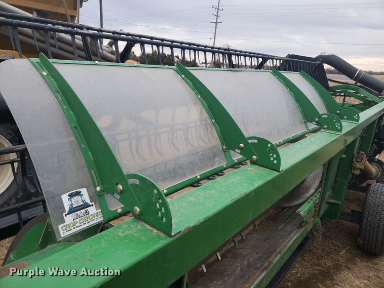 image for item HW9608 2011 John Deere 630F  Hydraflex head