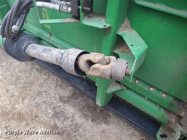 image for item HW9608 2011 John Deere 630F  Hydraflex head