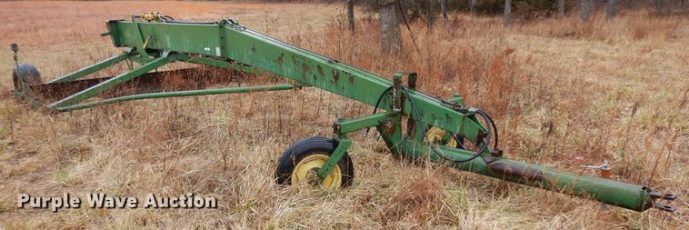 image for item IG9139 John Deere 940 land leveler