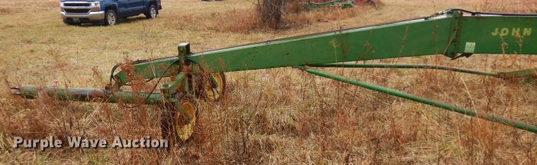 image for item IG9139 John Deere 940 land leveler