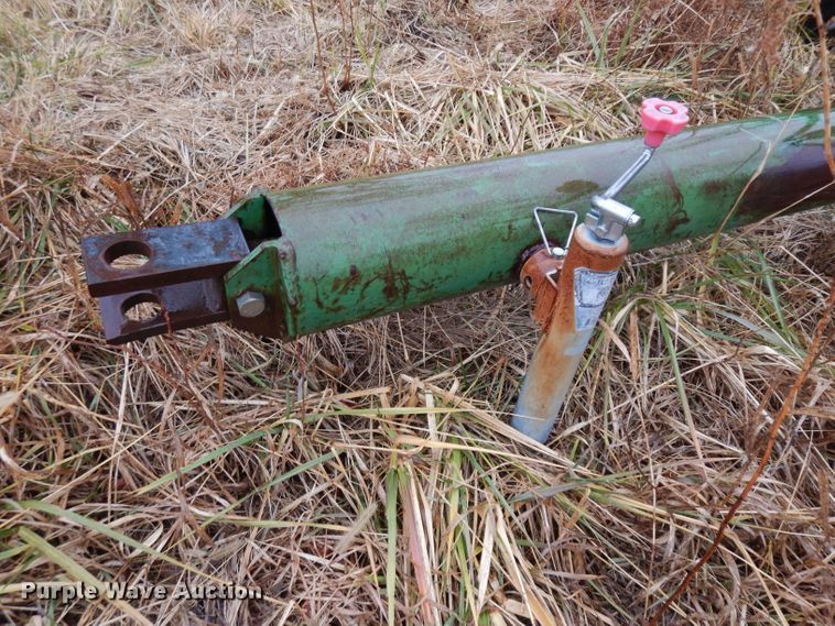 image for item IG9139 John Deere 940 land leveler