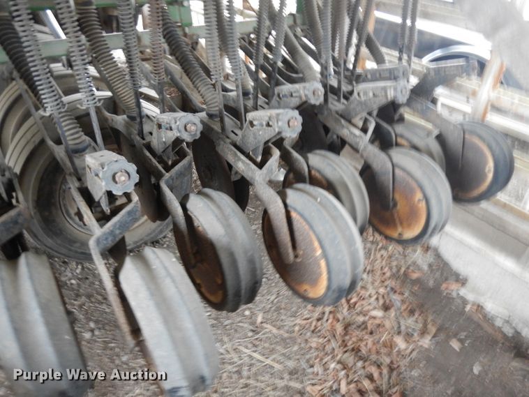 image for item IG9141 Great Plains Solid Stand 24  grain drill