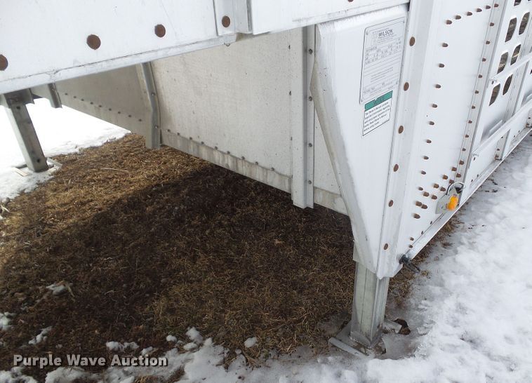 image for item DA7044 2013 Wilson PSDCL-402P livestock trailer