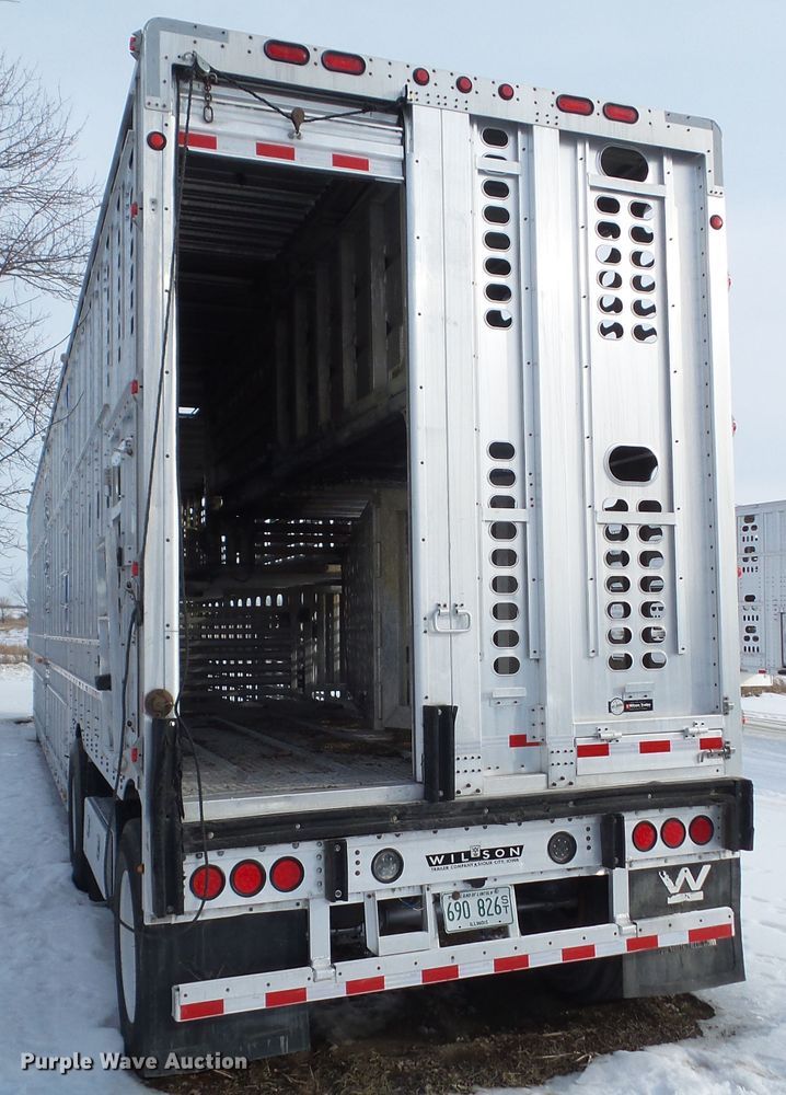 image for item DA7044 2013 Wilson PSDCL-402P livestock trailer