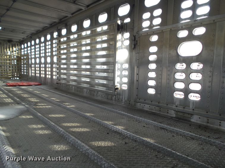 image for item DA7044 2013 Wilson PSDCL-402P livestock trailer