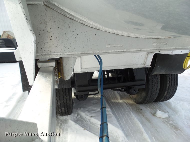 image for item DA7045 2006 Mac Trailers end dump trailer