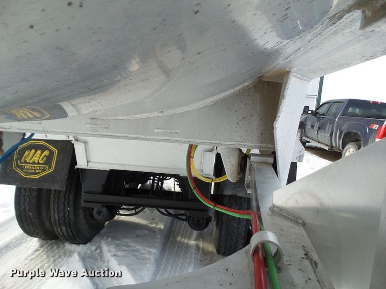 image for item DA7045 2006 Mac Trailers end dump trailer