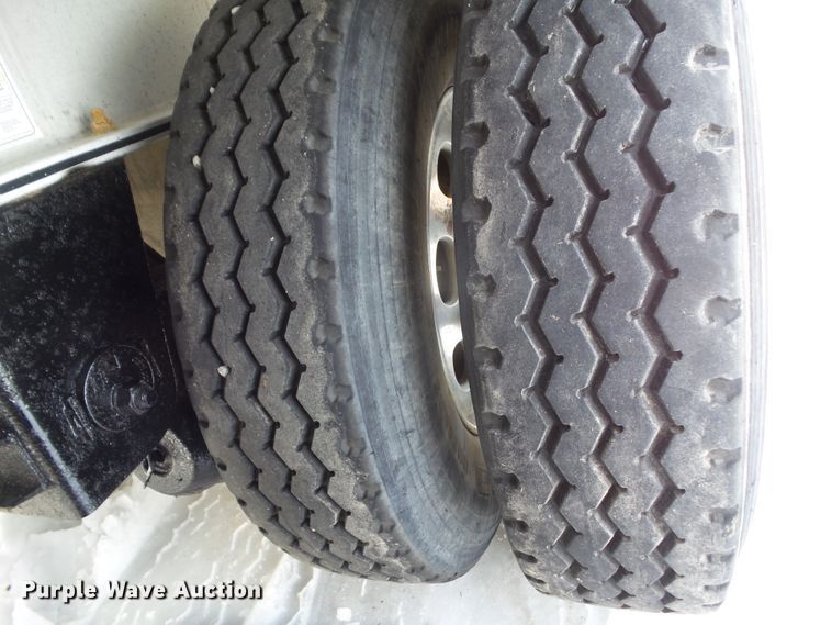 image for item DA7045 2006 Mac Trailers end dump trailer