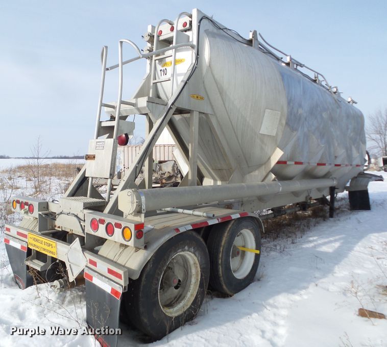 image for item DA7046 1998 Heil 9901048 pneumatic dry bulk trailer