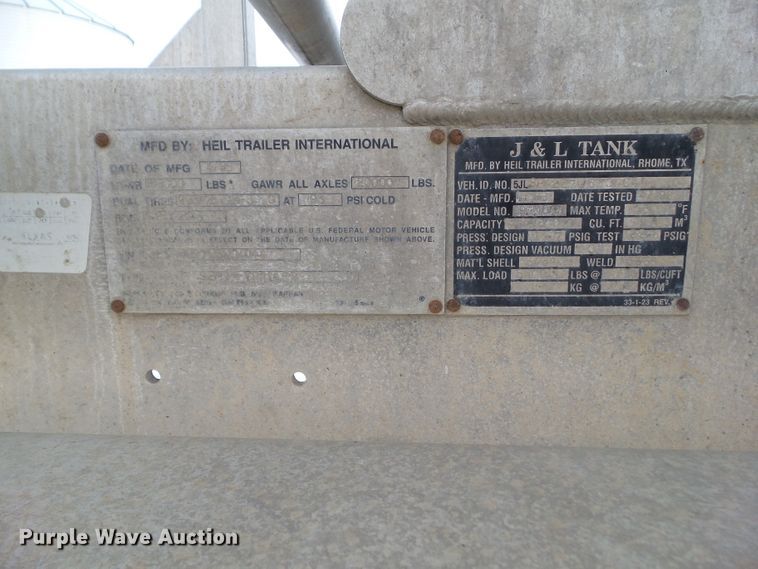 image for item DA7046 1998 Heil 9901048 pneumatic dry bulk trailer