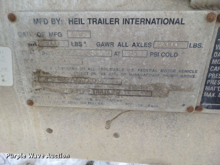 image for item DA7046 1998 Heil 9901048 pneumatic dry bulk trailer